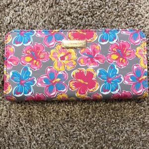 BRAND NEW simply southern floral wallet